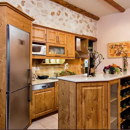 Villa Elegant Villa